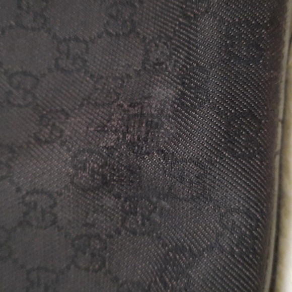 Gucci Bag - Picture 9 of 14